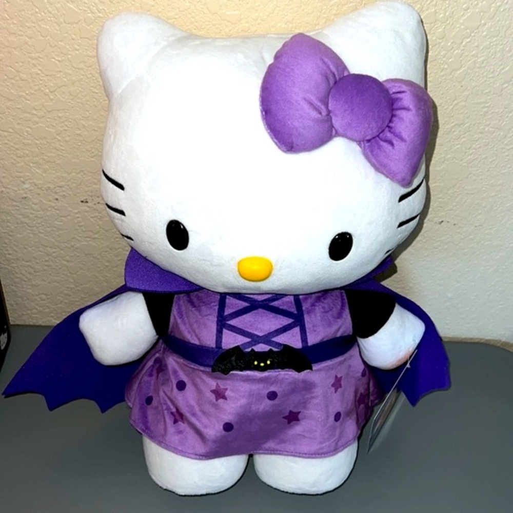 Sanrio Hello Kitty & Friends + MORE SPOOKY SURPRISE BOX SHOW! 🎃 Fri. 9/20/24 - Picture 8 of 11